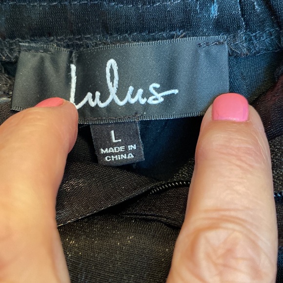 Lulu’s high waisted pleated tie front black pants - Picture 4 of 5